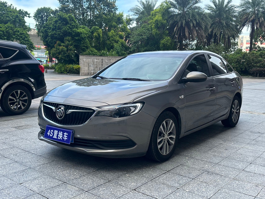 2018 Buick Excelle automatic, gray