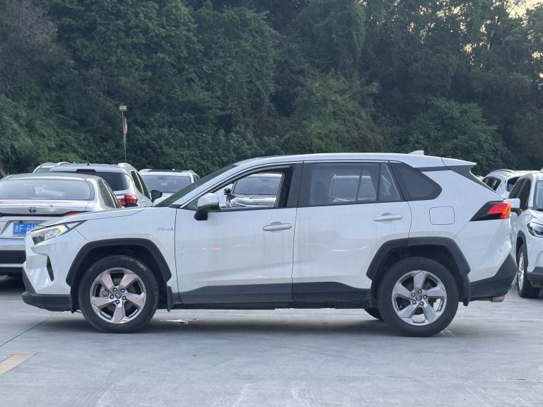 2020 Toyota RAV4 Hybrid 2.5LE-CVT 2WD