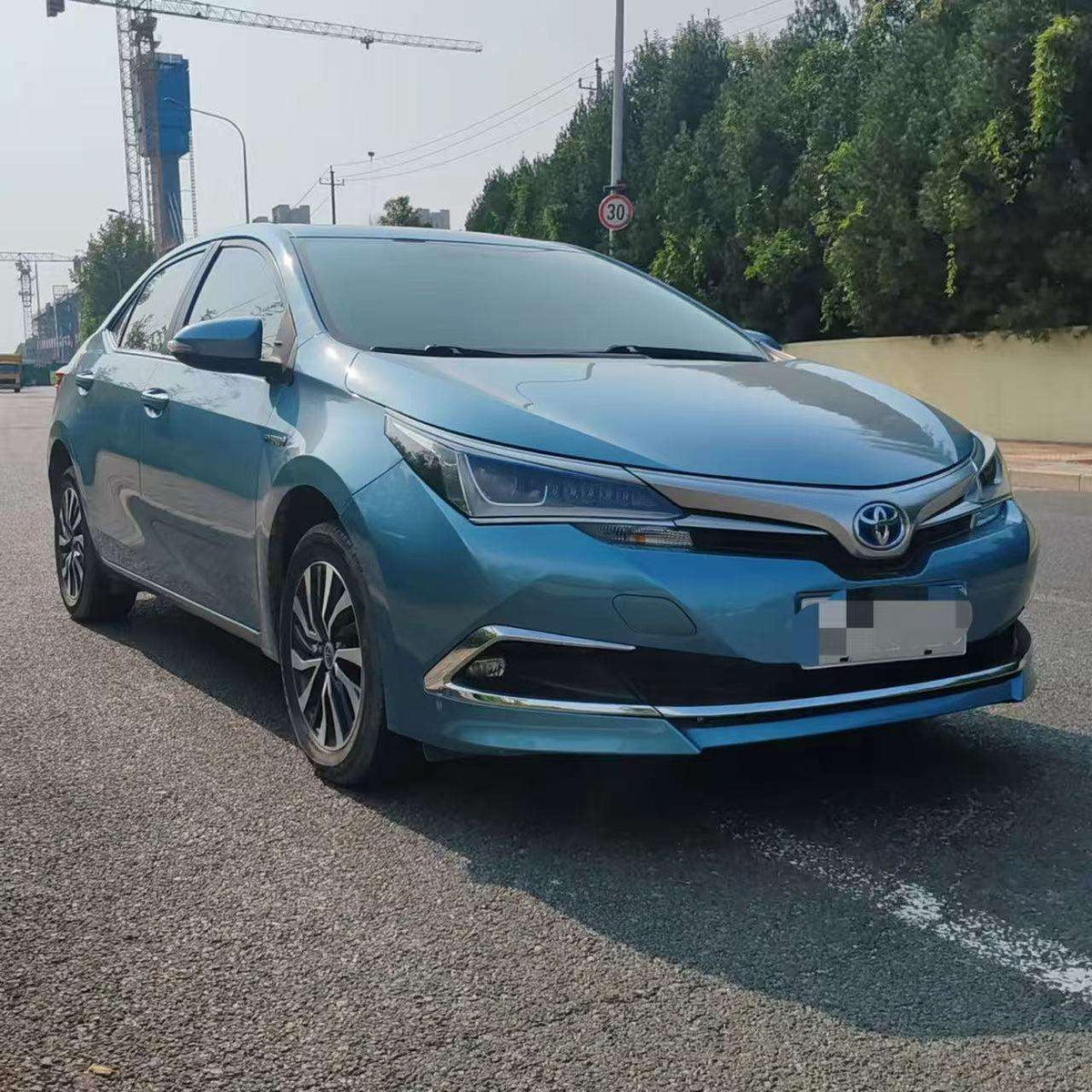 2016–2017 Toyota Corolla Hybrid
