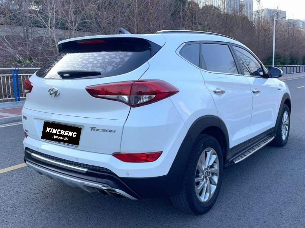 2015–2016 Hyundai Tucson 1.6T GLS 2WD Smart Trim (Used) – Ample stock, ready for immediate shipment.