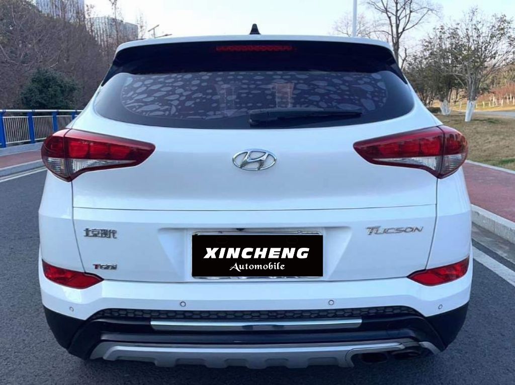 2015–2016 Hyundai Tucson 1.6T GLS 2WD Smart Trim (Used) – Ample stock, ready for immediate shipment.