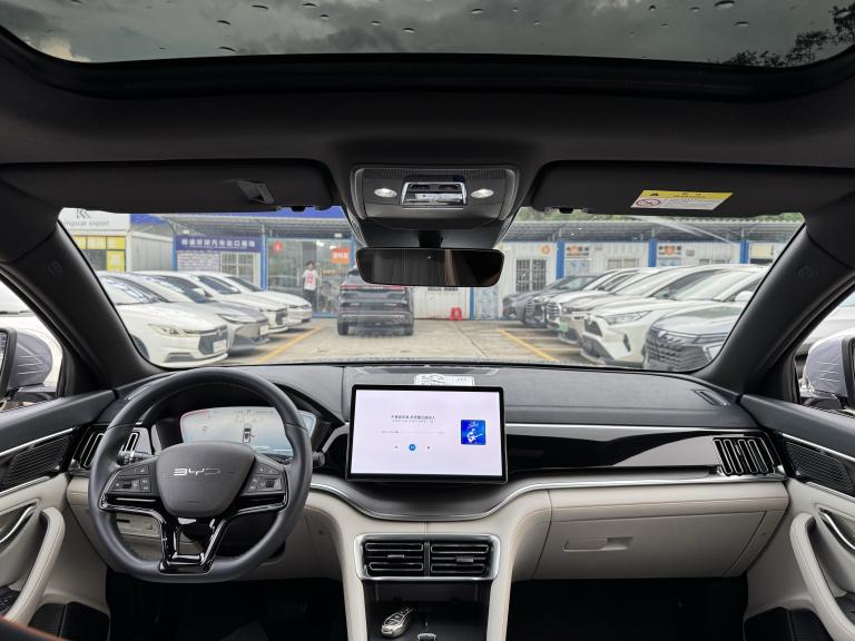 BYD Song PLUS New Energy 2025 EV520km Luxury Edition